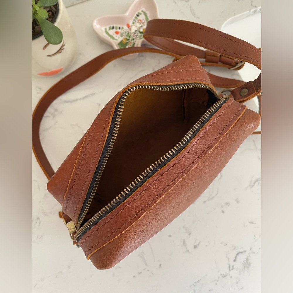 Portland Leather Mesa Mini Crossbody - Picture 4 of 6